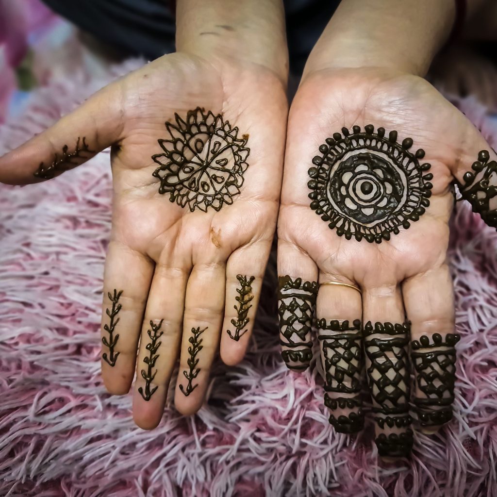 Bridal Simple Mehndi Design