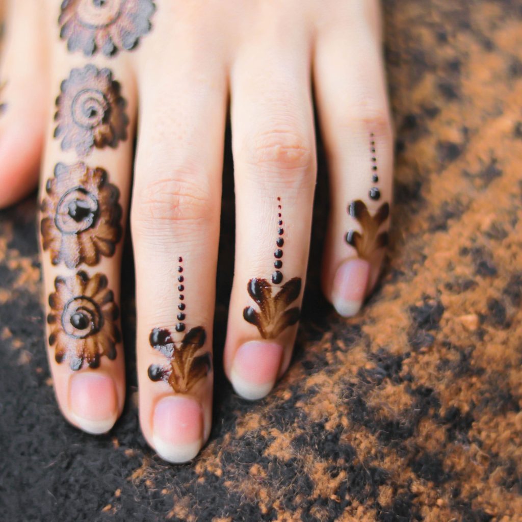 Bridal Simple Mehndi Design