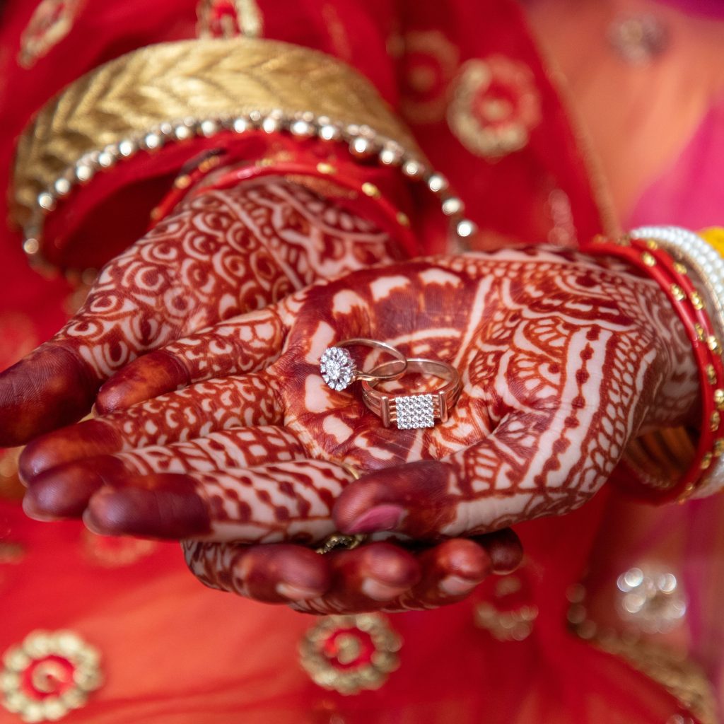 Simple Arabic Mehndi Design