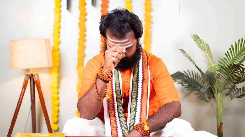 Hindi Pandit in Mumbai